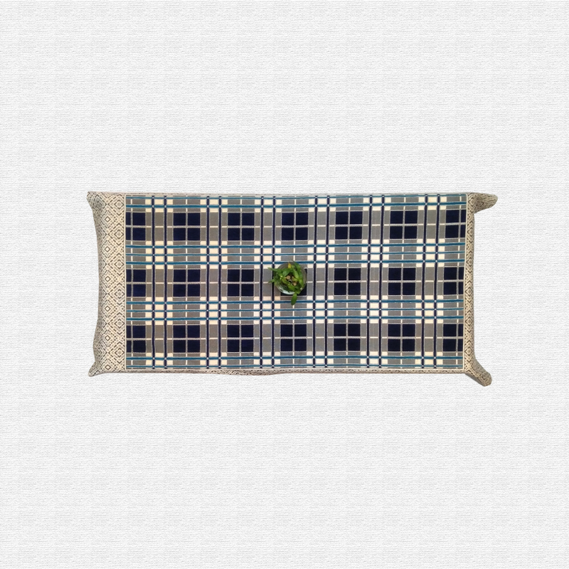 Chenille Geometric Pattren Centre Table Cover 