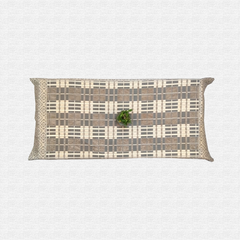 Chenille Geometric Pattren Centre Table Cover 